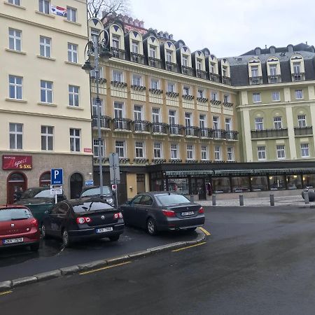 Apartman U Kolonady Karlovy Vary Exterior photo