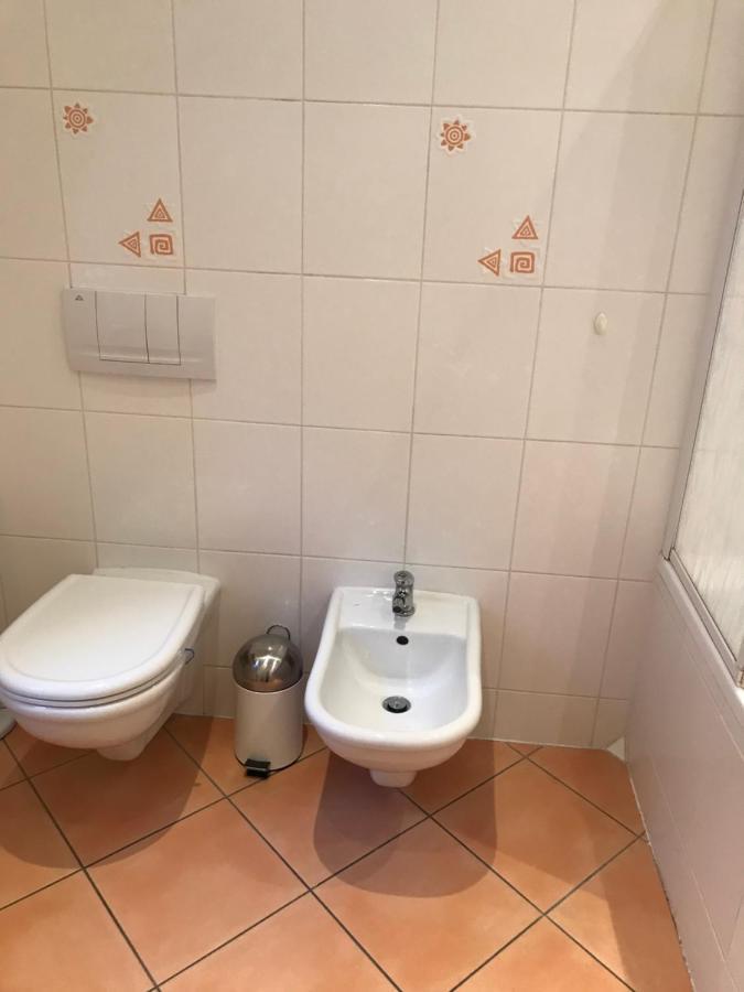 Apartman U Kolonady Karlovy Vary Exterior photo